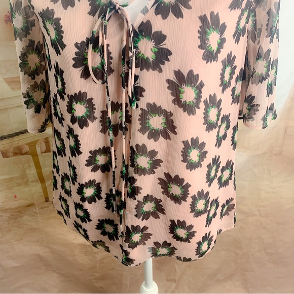 NEW Ted Baker Harlynn Floral Flutter Sleeve Chiffon Top - Picture 9 of 12